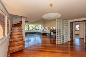 Cobertura à venda com 302m², 4 dormitórios, 1 suíte, 3 vagas no bairro Menino Deus em Porto Alegre - Foto 2