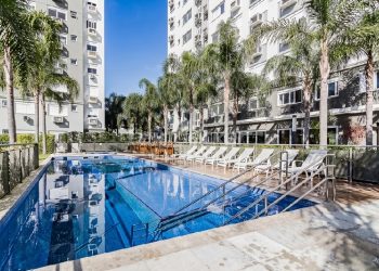 Apartamento para alugar com 58m², 2 dormitórios, 1 vaga no bairro Glória em Porto Alegre