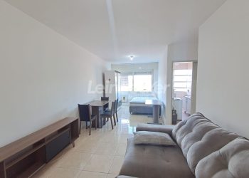 JK para alugar com 38m², 1 dormitório no bairro Santana em Porto Alegre