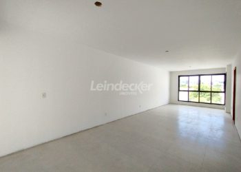 Studio para alugar com 49m², 1 dormitório no bairro Santana em Porto Alegre