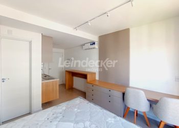 Loft para alugar com 24m², 1 dormitório, 1 vaga no bairro Bom Fim em Porto Alegre