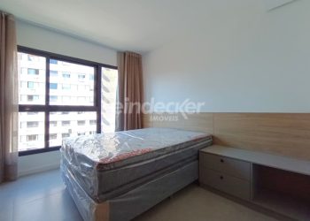 Loft para alugar com 26m², 1 dormitório, 1 vaga no bairro Bom Fim em Porto Alegre