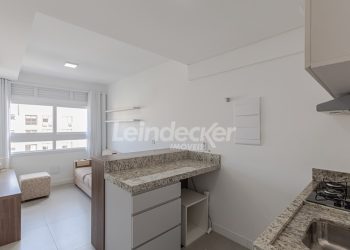 Apartamento para alugar com 31m², 1 dormitório no bairro Cidade Baixa em Porto Alegre
