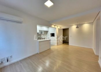 Apartamento para alugar com 69m², 2 dormitórios, 2 vagas no bairro Rio Branco em Porto Alegre