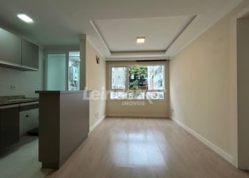 Apartamento para alugar com 40m², 1 dormitório, 1 vaga no bairro Auxiliadora em Porto Alegre
