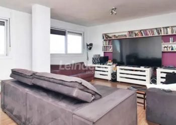 Apartamento para alugar com 118m², 3 dormitórios no bairro Centro em Porto Alegre