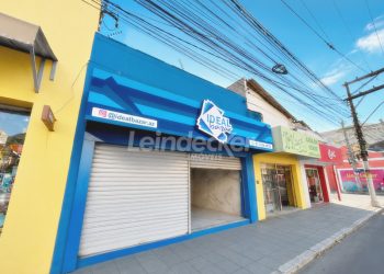 Loja para alugar com 200m² no bairro Azenha em Porto Alegre