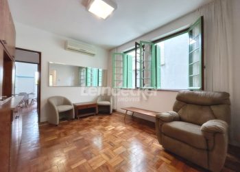 Apartamento para alugar com 76m², 2 dormitórios no bairro Rio Branco em Porto Alegre