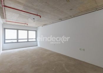 Sala para alugar com 38m², 1 vaga no bairro Auxiliadora em Porto Alegre