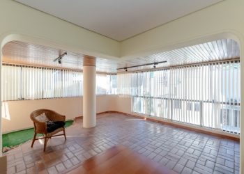 Apartamento à venda com 103m², 2 dormitórios, 1 suíte, 1 vaga no bairro Rio Branco em Porto Alegre