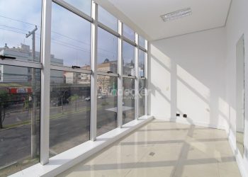 Loja à venda com 75m² no bairro Tristeza em Porto Alegre