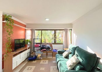 Apartamento à venda com 109m², 3 dormitórios, 2 vagas no bairro Menino Deus em Porto Alegre