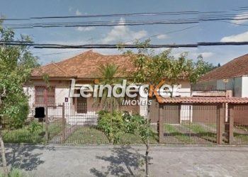 Terreno à venda com 851m² no bairro Partenon em Porto Alegre