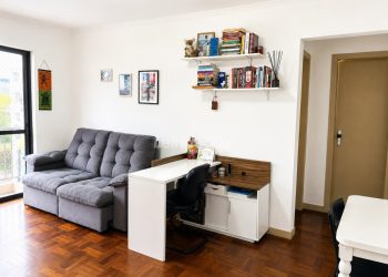 Apartamento à venda com 54m², 1 dormitório, 1 vaga no bairro Centro Histórico em Porto Alegre