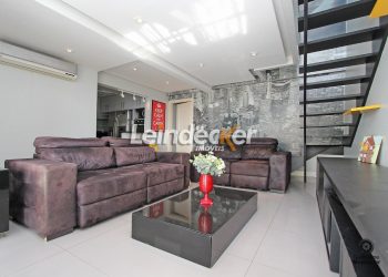 Cobertura à venda com 185m², 3 dormitórios, 1 suíte, 2 vagas no bairro Menino Deus em Porto Alegre
